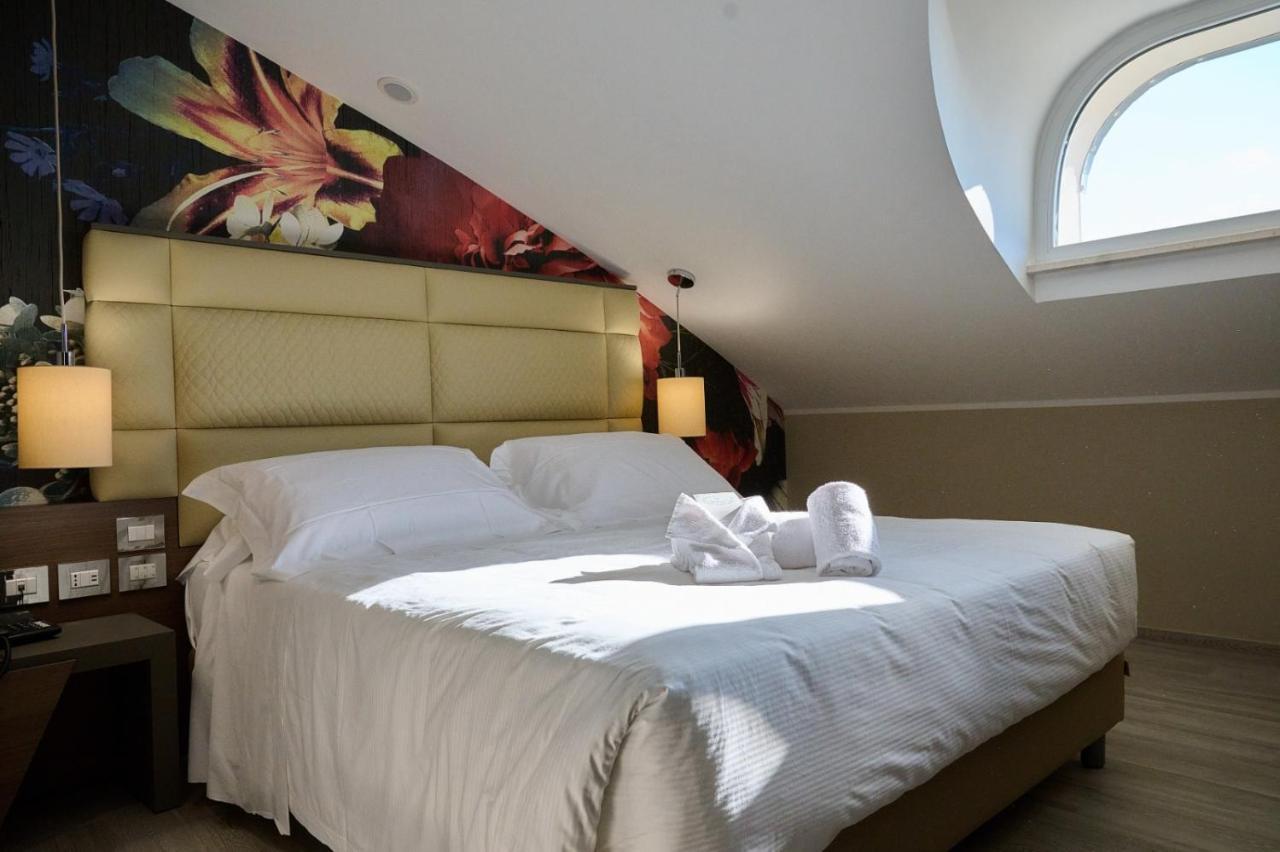 Park Hotel Le Dune Di Giovino 卡坦扎罗 外观 照片