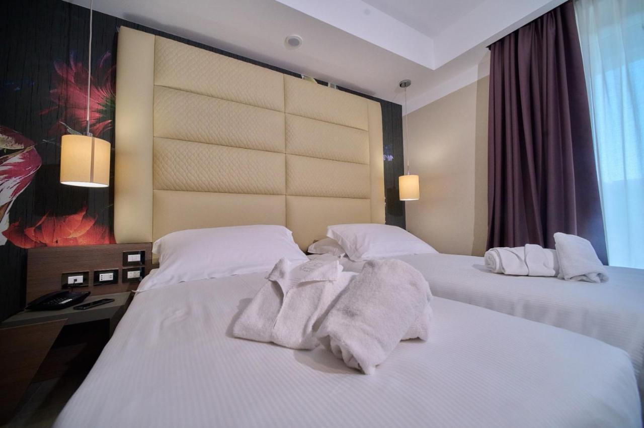 Park Hotel Le Dune Di Giovino 卡坦扎罗 外观 照片