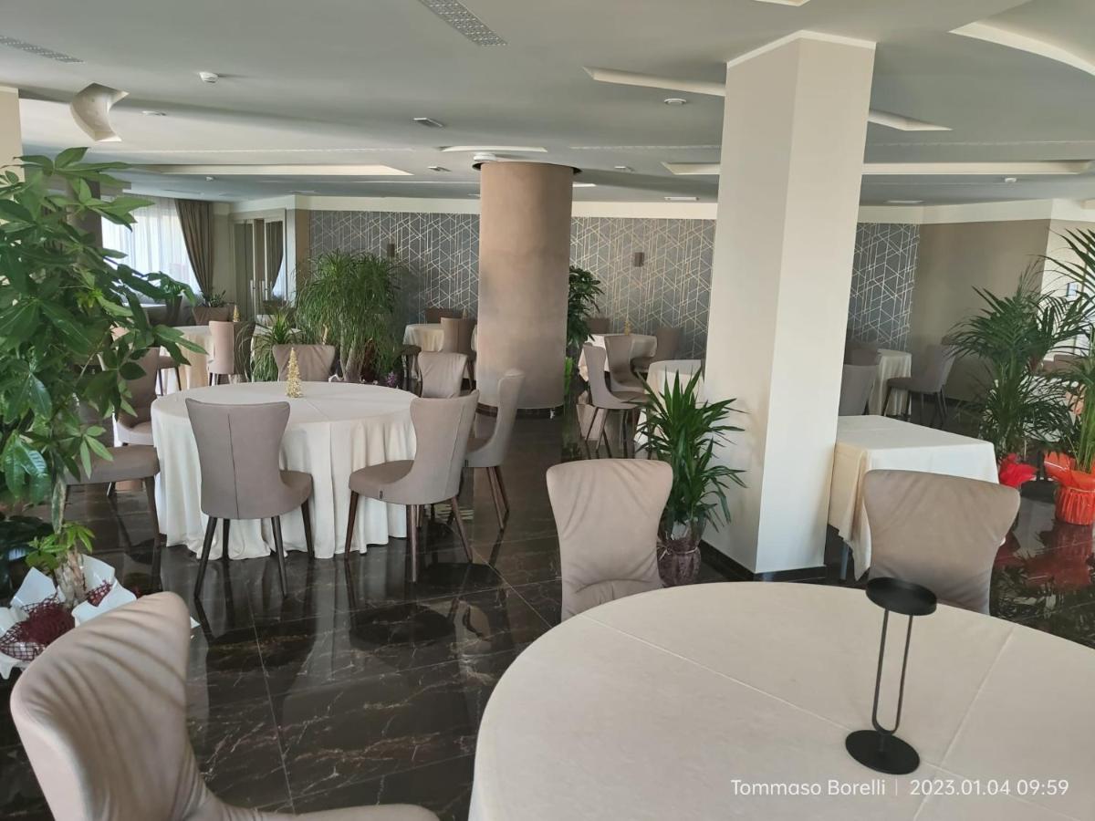 Park Hotel Le Dune Di Giovino 卡坦扎罗 外观 照片